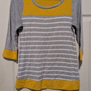 Striped Gray and Yellow 3/4 Sleeve Top